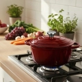 HAGE-Garnek-zeliwny-emalia-3-l-pokrywka-22-cm-czerwony-indukcja-piekarnik-Kod-producenta-DQ22-red.jpg